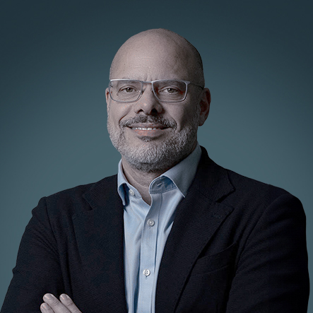 Adriano Araujo Adriano Araujo